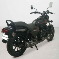 Bajaj Avenger Street 220