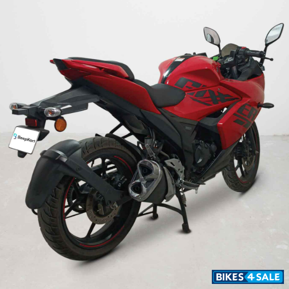 Suzuki Gixxer SF