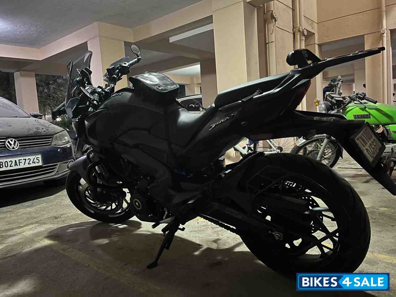 Black Bajaj Dominar 400 ABS BS6