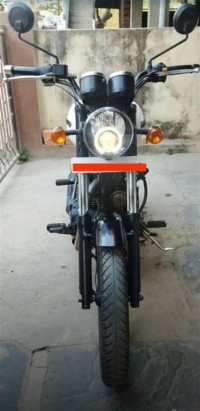 White Royal Enfield Thunderbird X 350