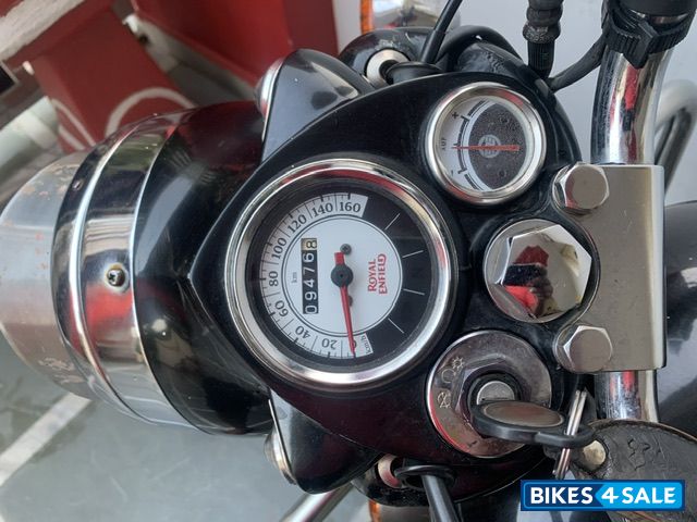 Black Royal Enfield Classic 350 Black Royal Enfield Classic 350