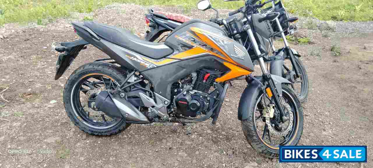 Mat Axis Grey Metalic Honda CB Hornet 160R ABS