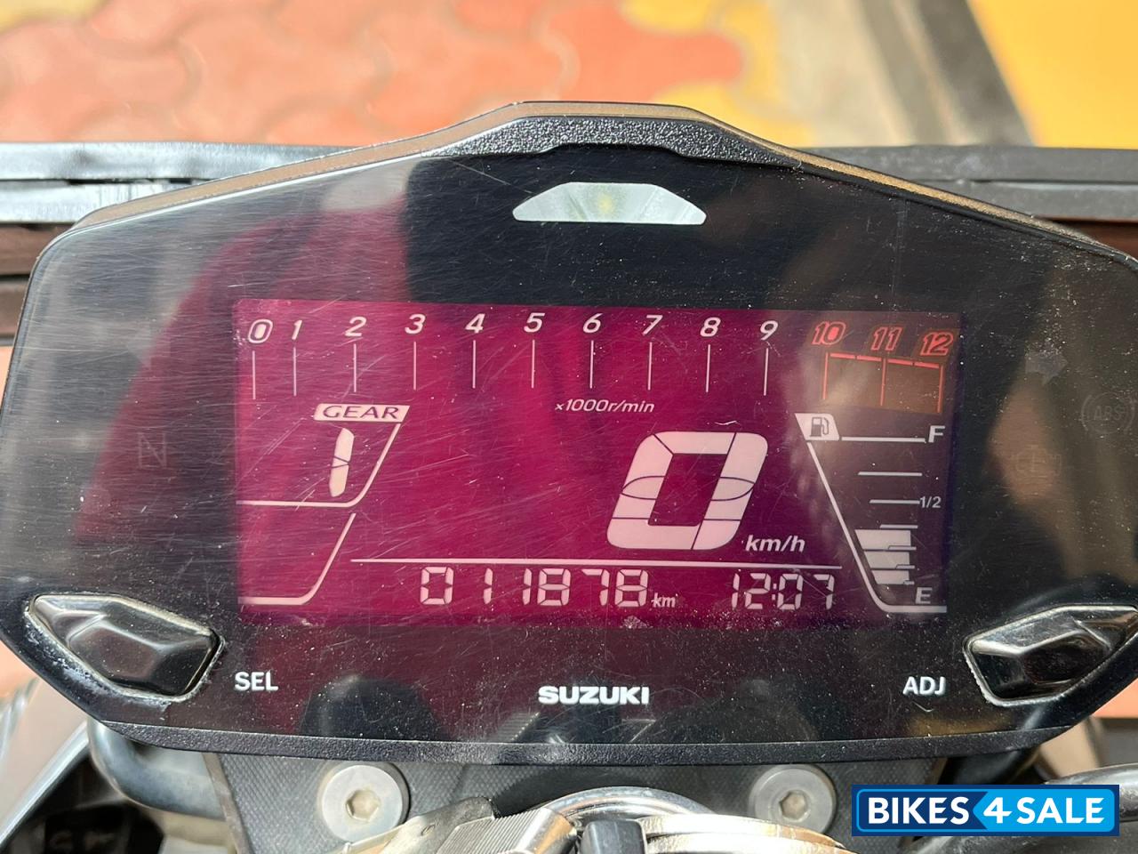 Black Suzuki Gixxer 250