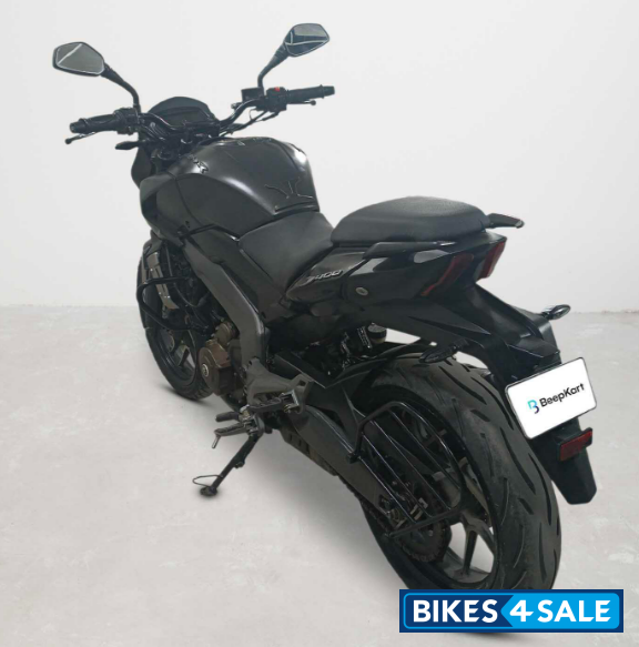Bajaj Dominar 400