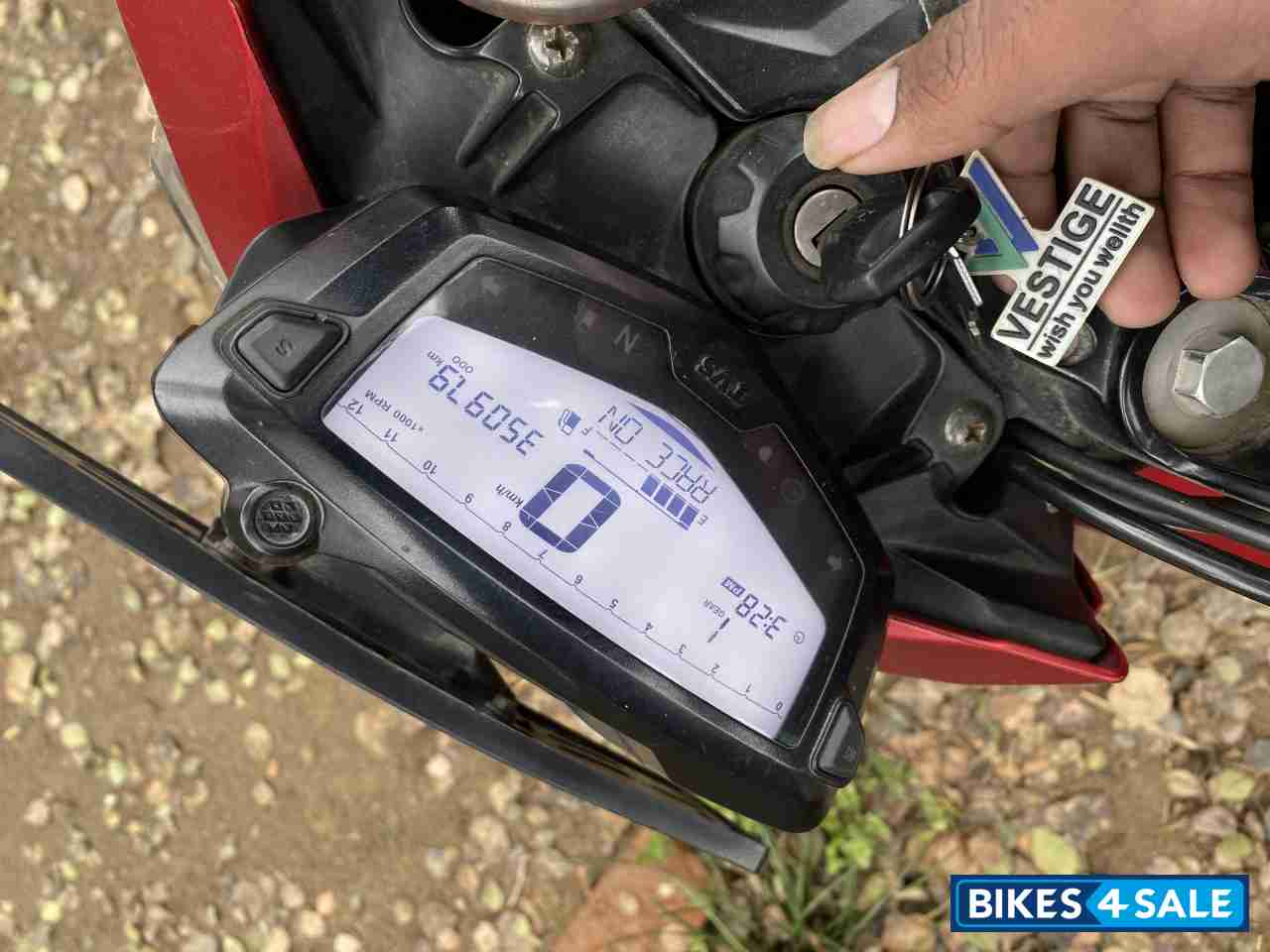 TVS Apache RTR 200 4V