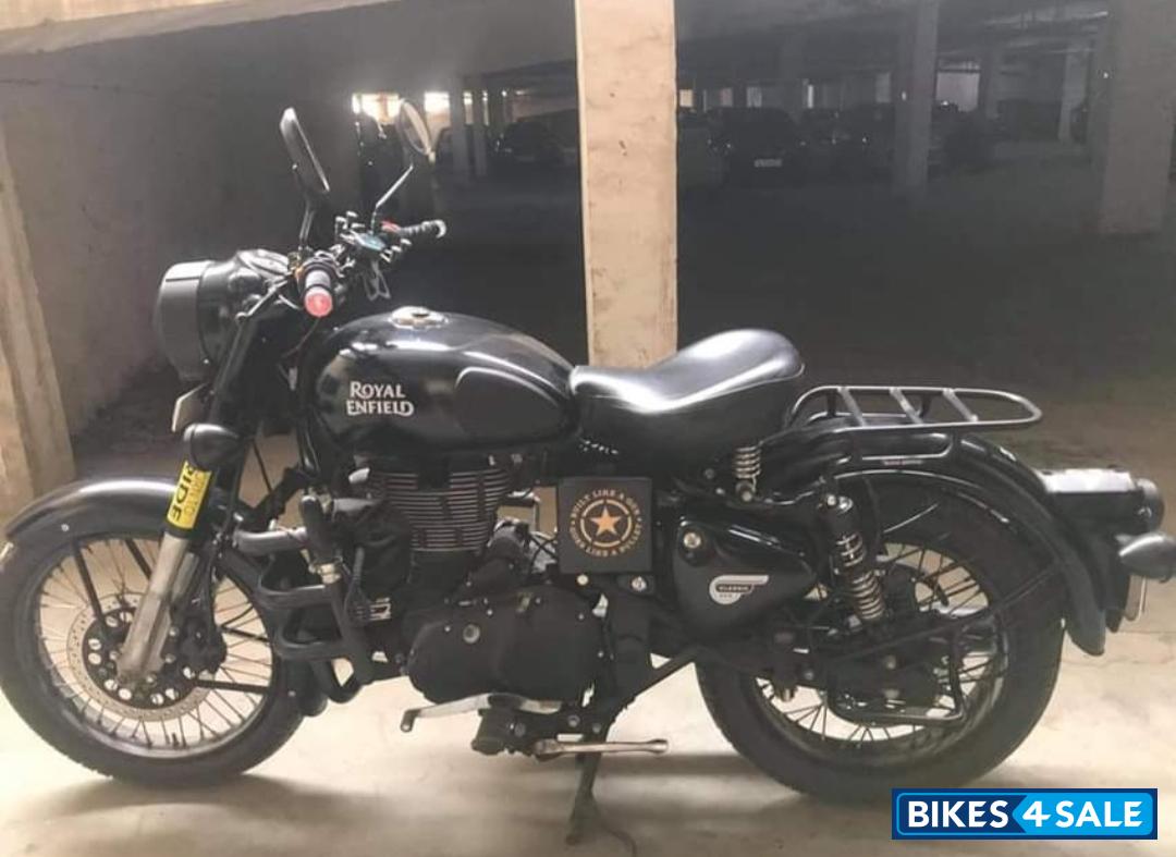 Royal Enfield Classic 500