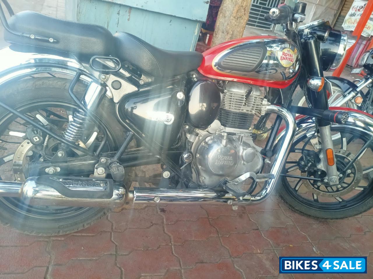 Royal Enfield Classic 350