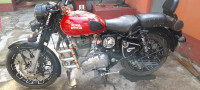 Red Royal Enfield Classic 350 Redditch Red