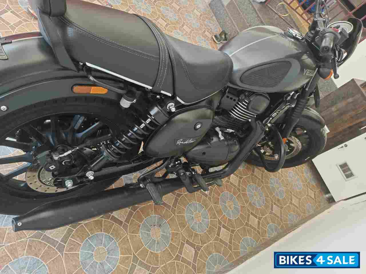 Yezdi Roadster Smoke gray Yezdi Roadster Smoke gray