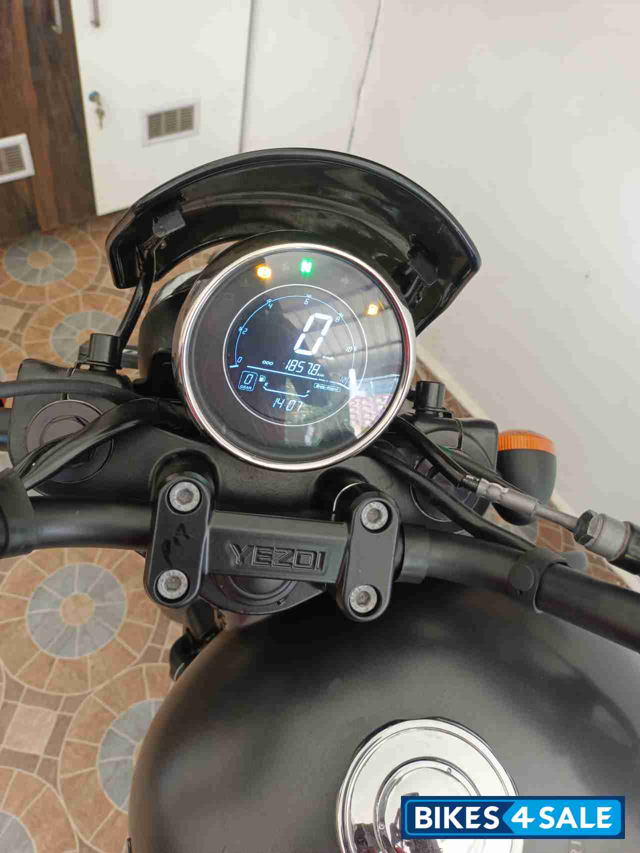 Yezdi Roadster Smoke gray Yezdi Roadster Smoke gray