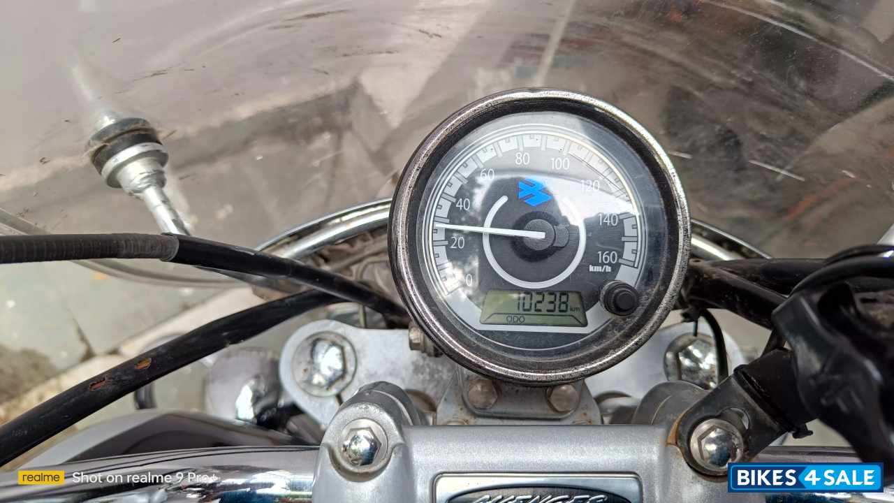 Ebonyblackme Bajaj Avenger Cruise 220