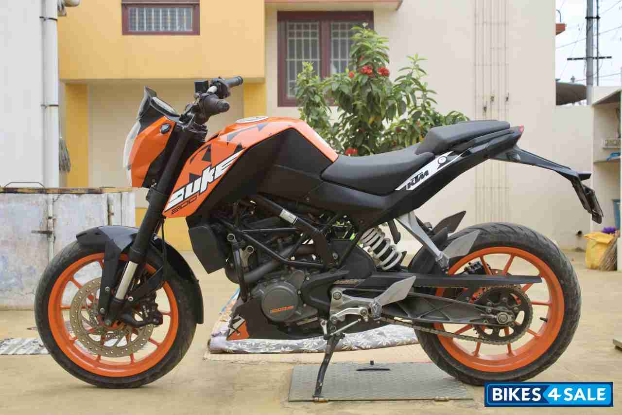 KTM Duke 200 ABS