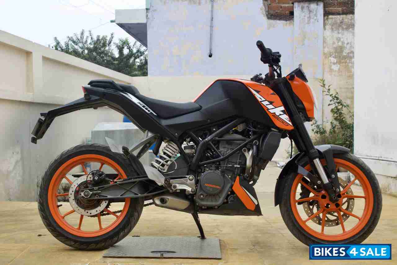 KTM Duke 200 ABS