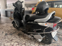 Black Honda Aviator