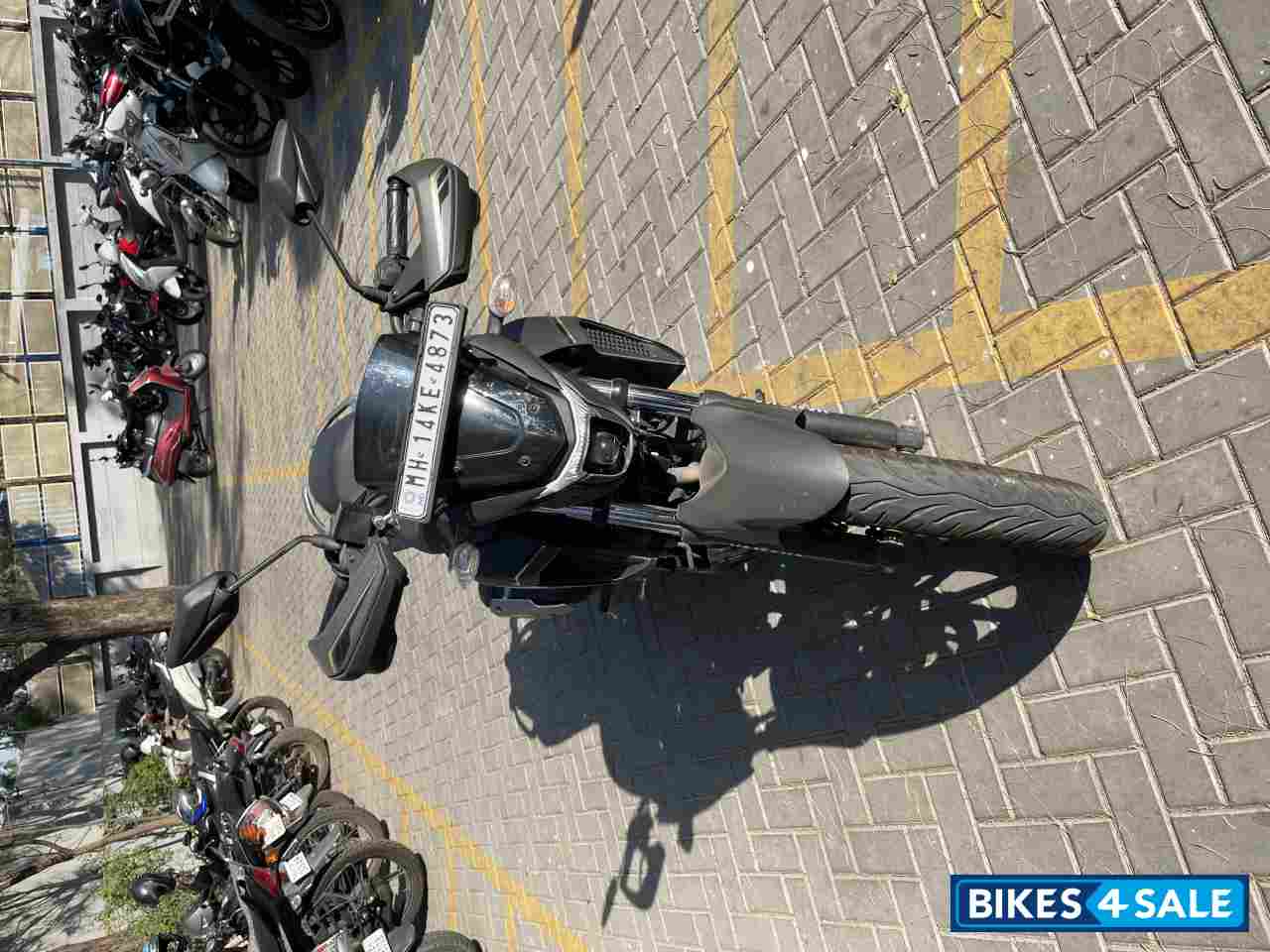 Matte Black Yamaha FZ 25 BS6