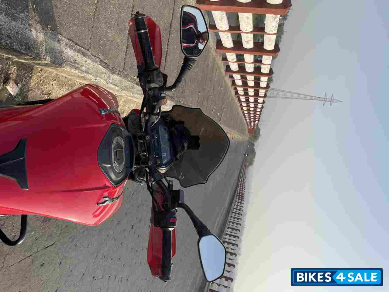 Bajaj Dominar 400 Disc