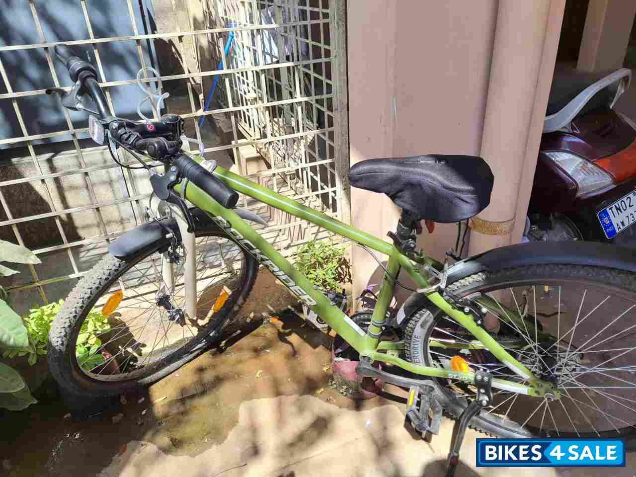 Green Bicycle Decathlon