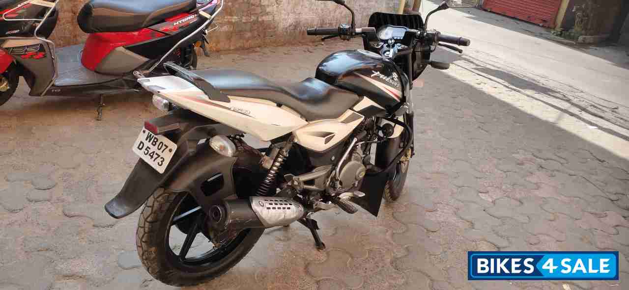 Black White Bajaj Pulsar 150 DTSi