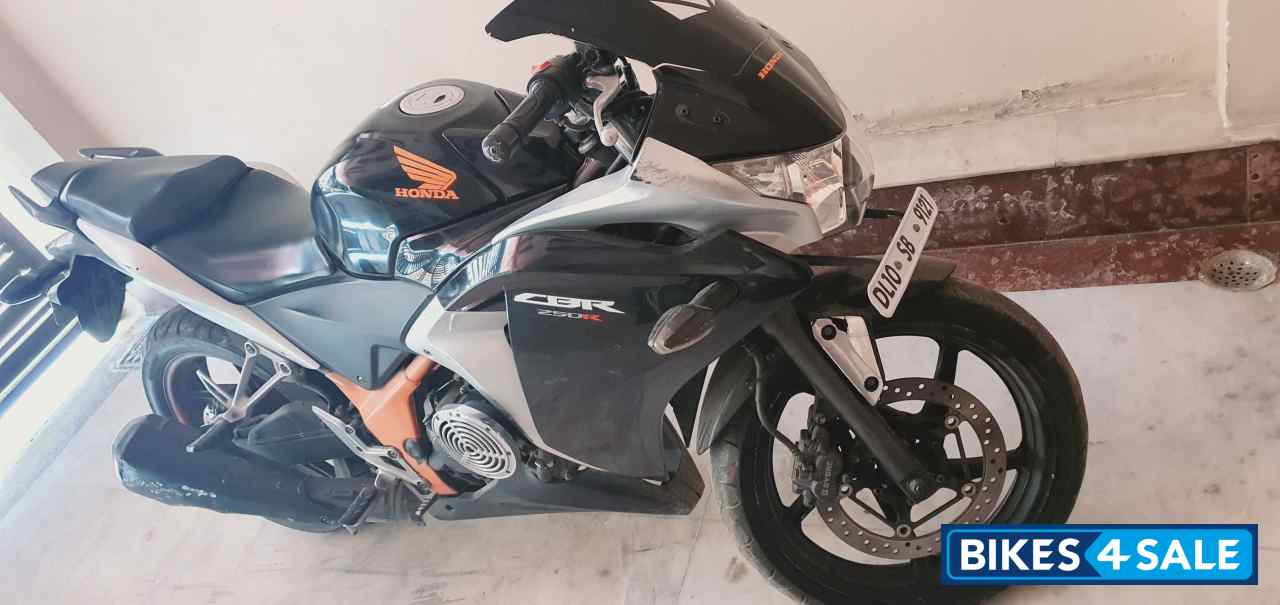 Honda CBR 250R