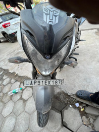 Pearl White Bajaj Pulsar 200 NS ABS