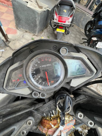 Pearl White Bajaj Pulsar 200 NS ABS