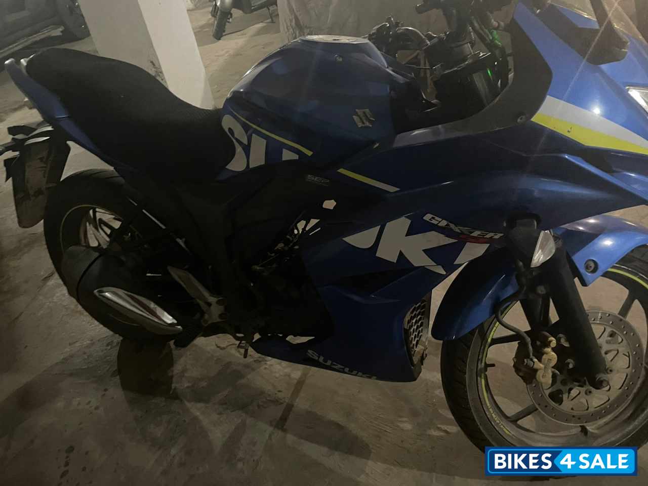 Suzuki Gixxer SF