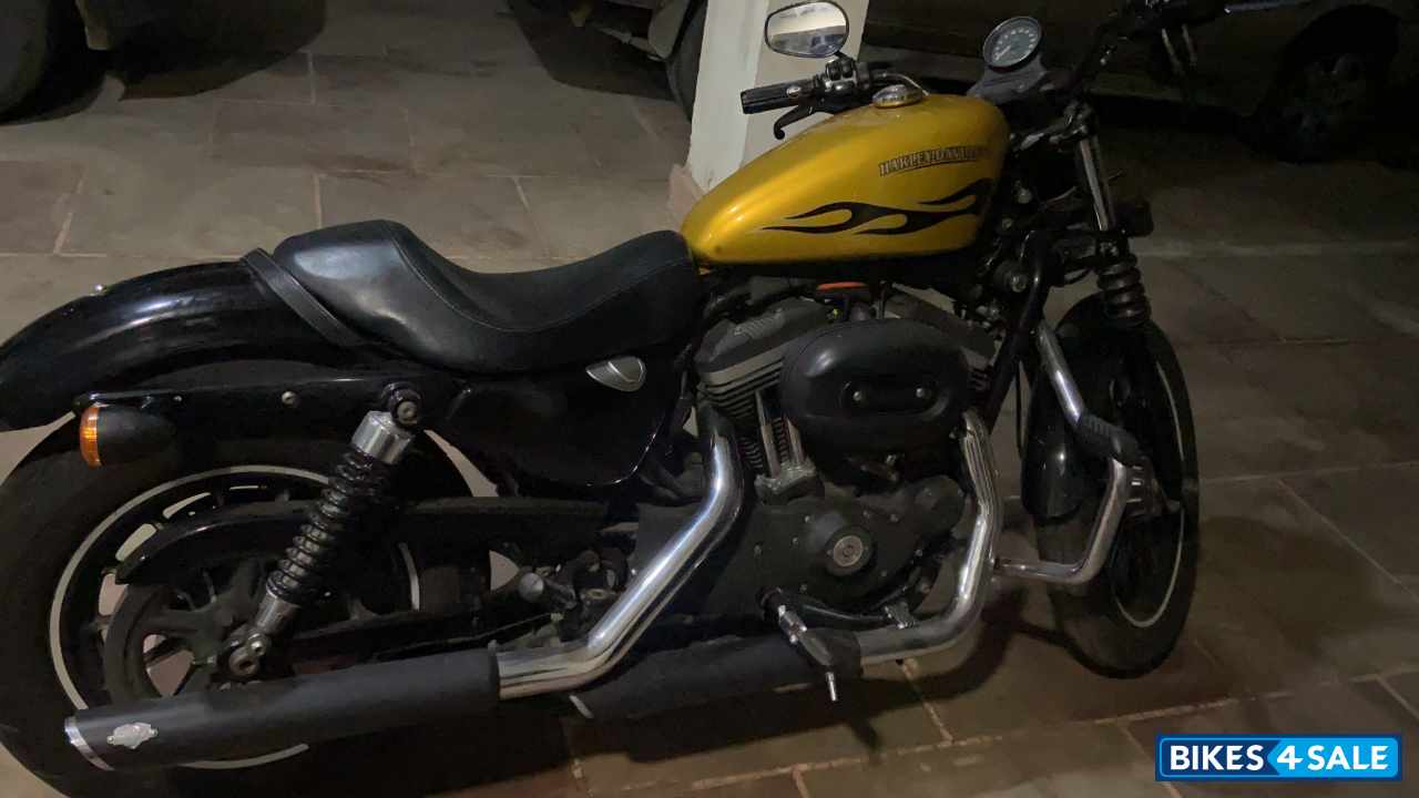 Harley Davidson  Iron 883