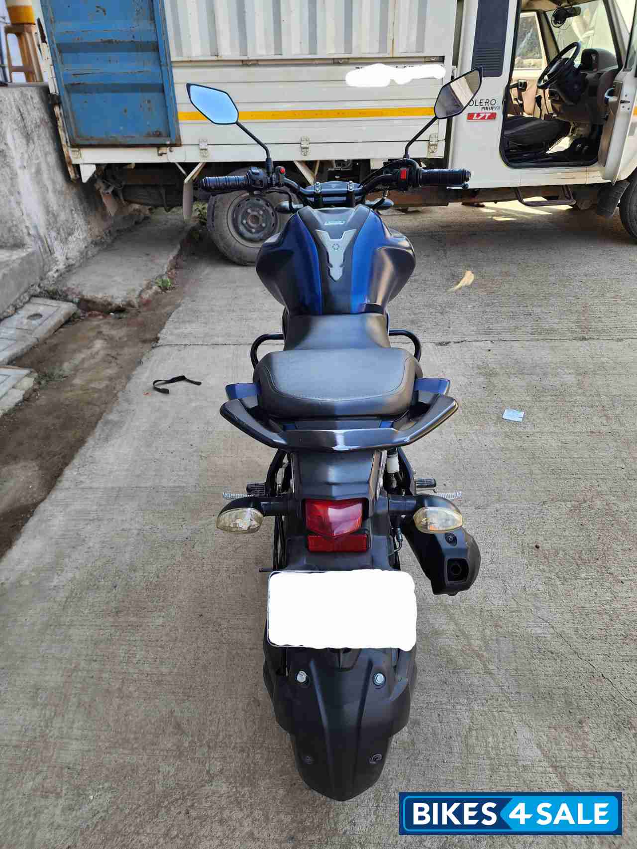 Blue Yamaha FZ-S FI V3