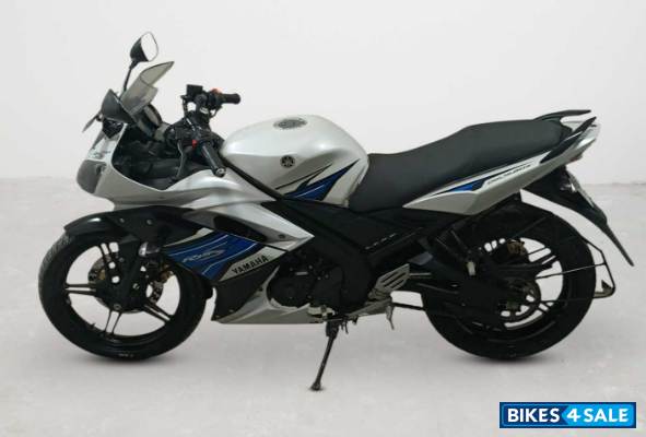 Yamaha YZF R15 S