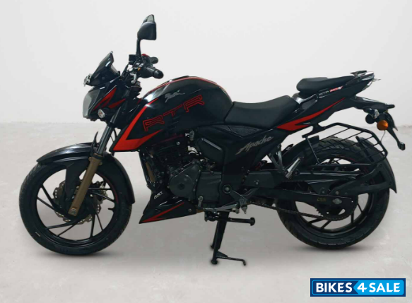 TVS Apache RTR 200 4V