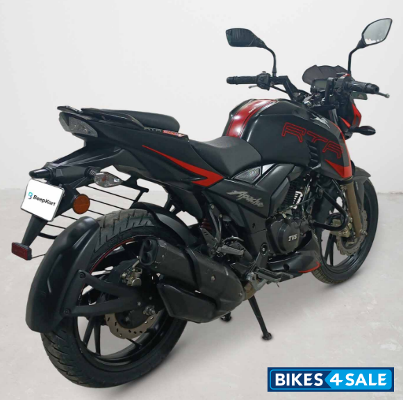 TVS Apache RTR 200 4V