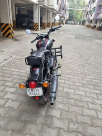 Royal Enfield Classic Stealth Black