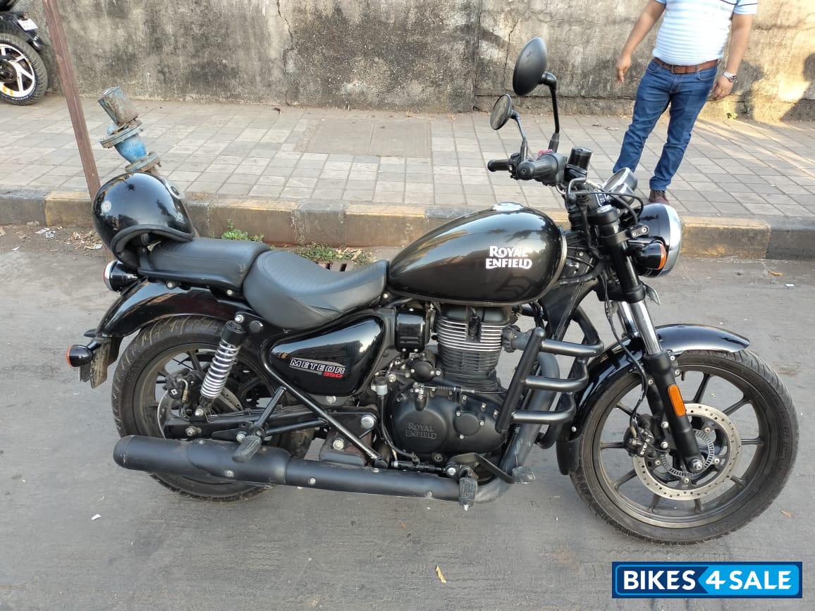 Royal Enfield Meteor 350 Fireball