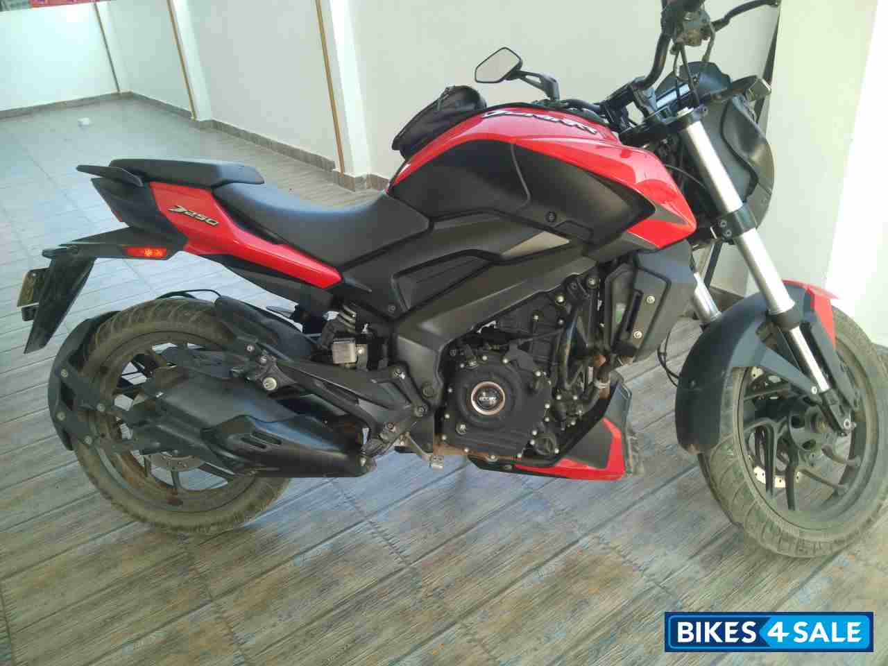 Red Bajaj Dominar 250 Red Bajaj Dominar 250