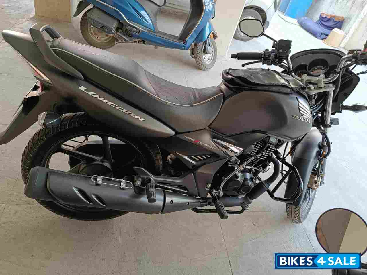 Mat Axis Grey Honda Unicorn 160 BS6