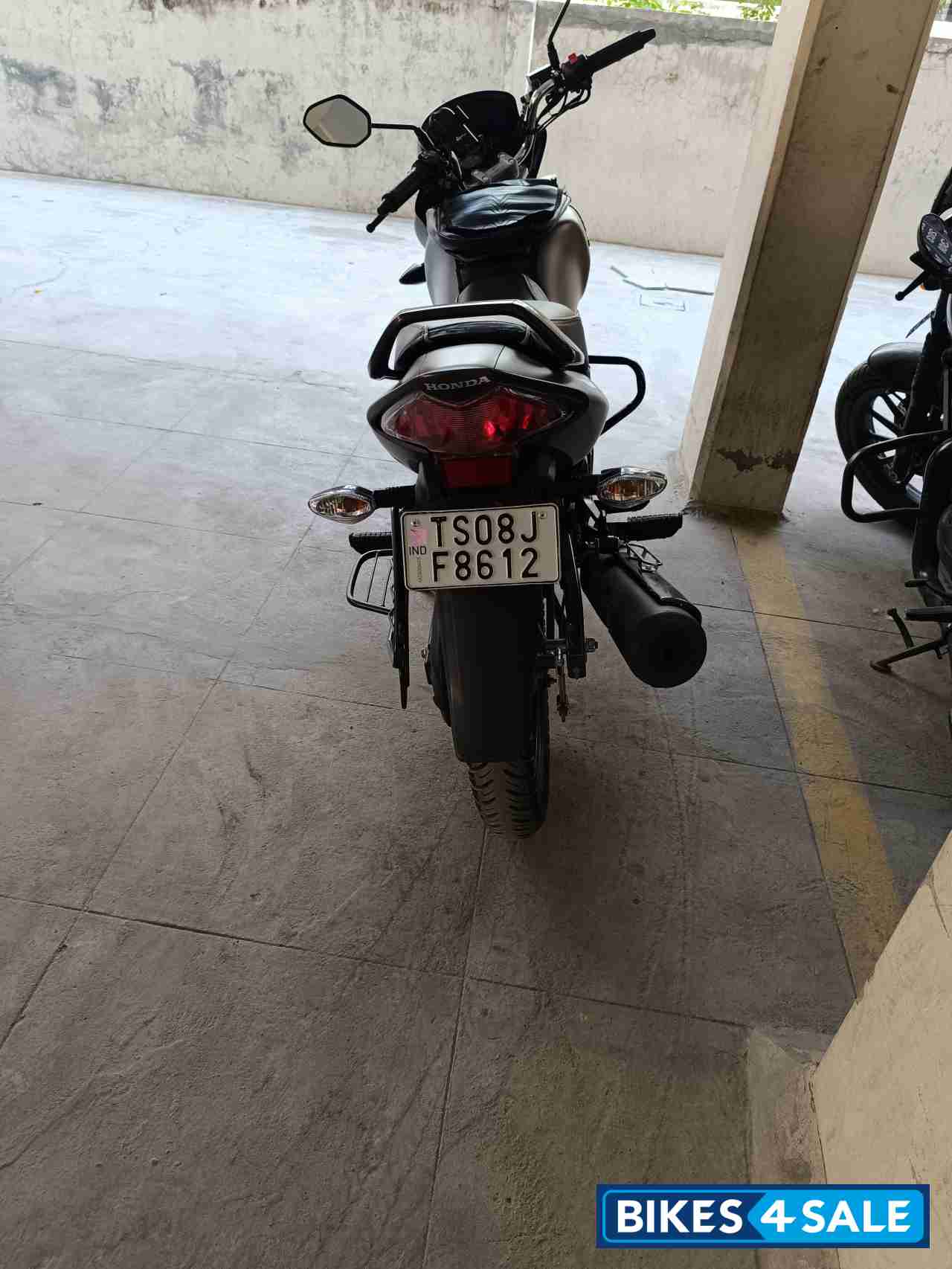 Mat Axis Grey Honda Unicorn 160 BS6