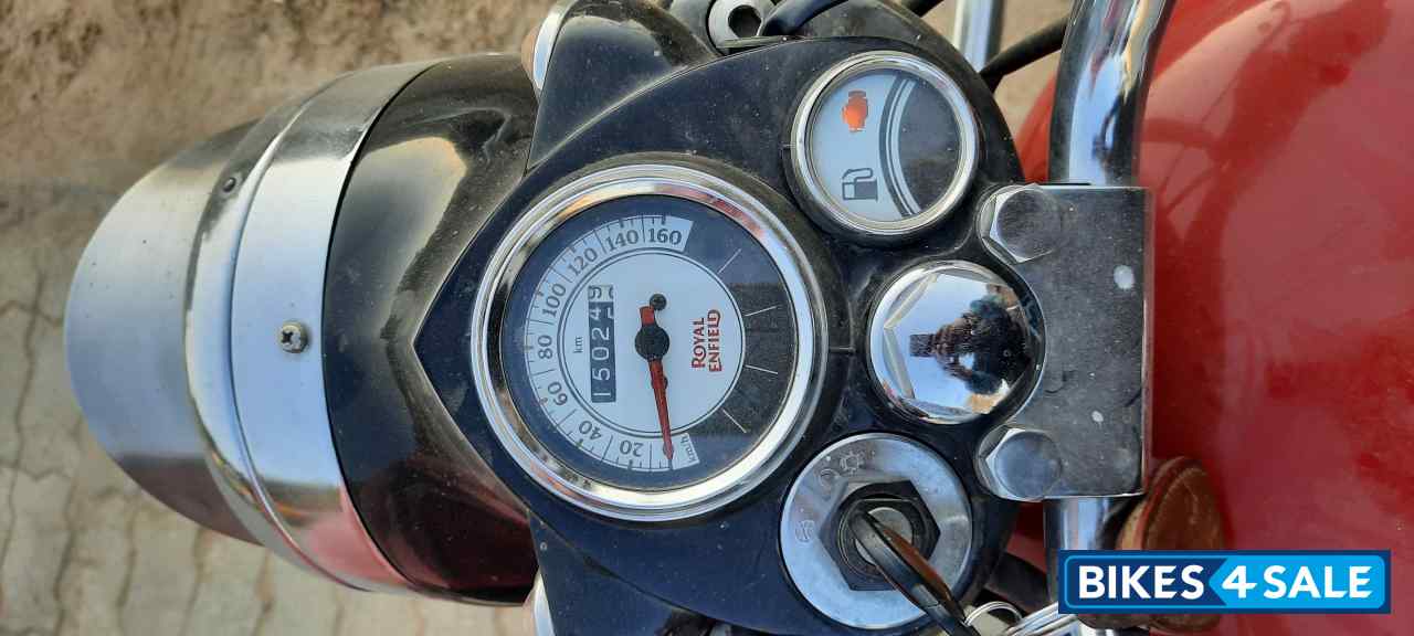 Redditch Red Royal Enfield Classic 350 Redditch Red