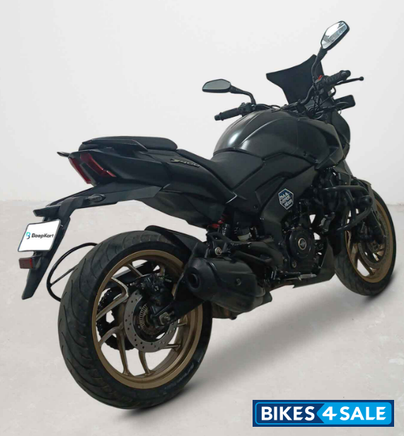Bajaj Dominar 400