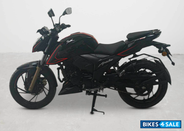 TVS Apache RTR 200 4V