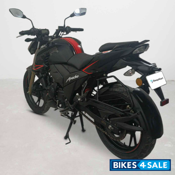 TVS Apache RTR 200 4V