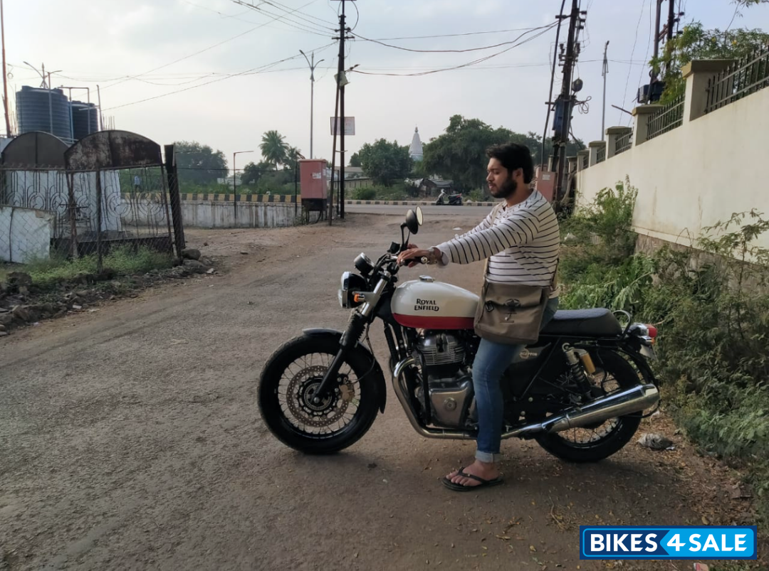 Baker's Express Royal Enfield Interceptor 650 Twin