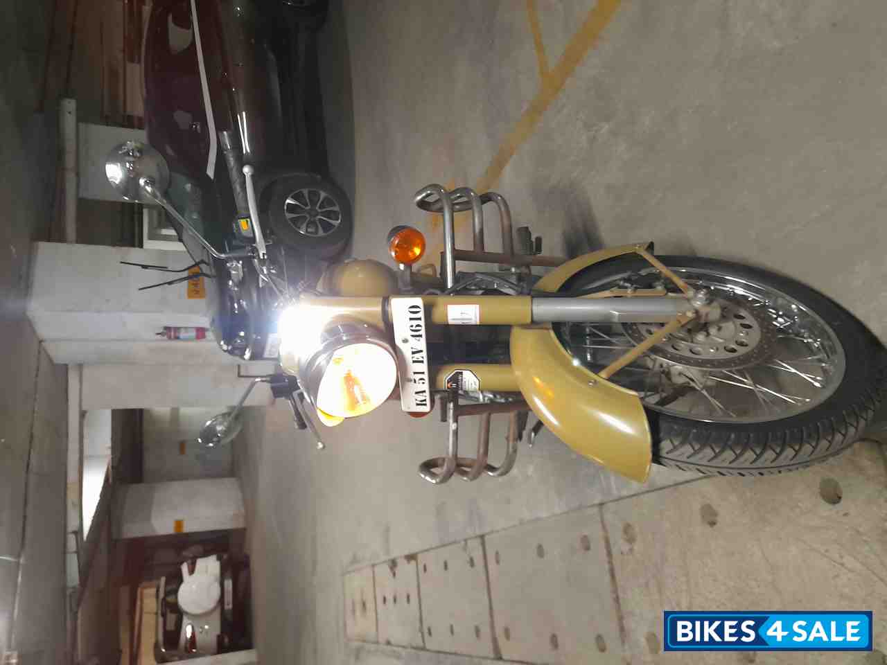 Royal Enfield Classic Desert Storm