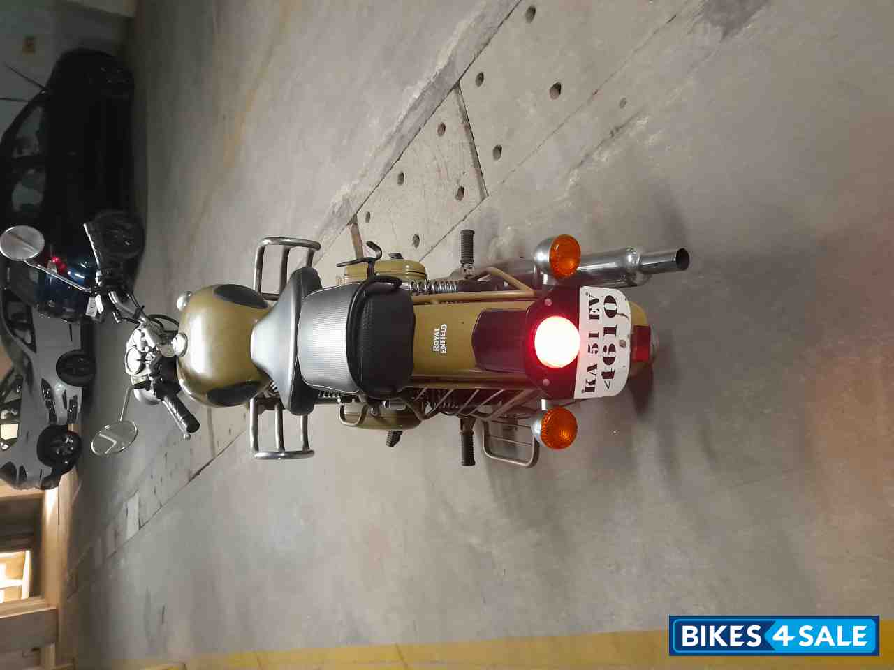 Royal Enfield Classic Desert Storm