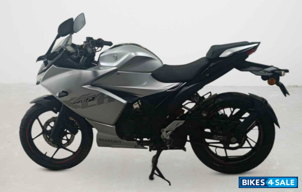 Suzuki Gixxer SF