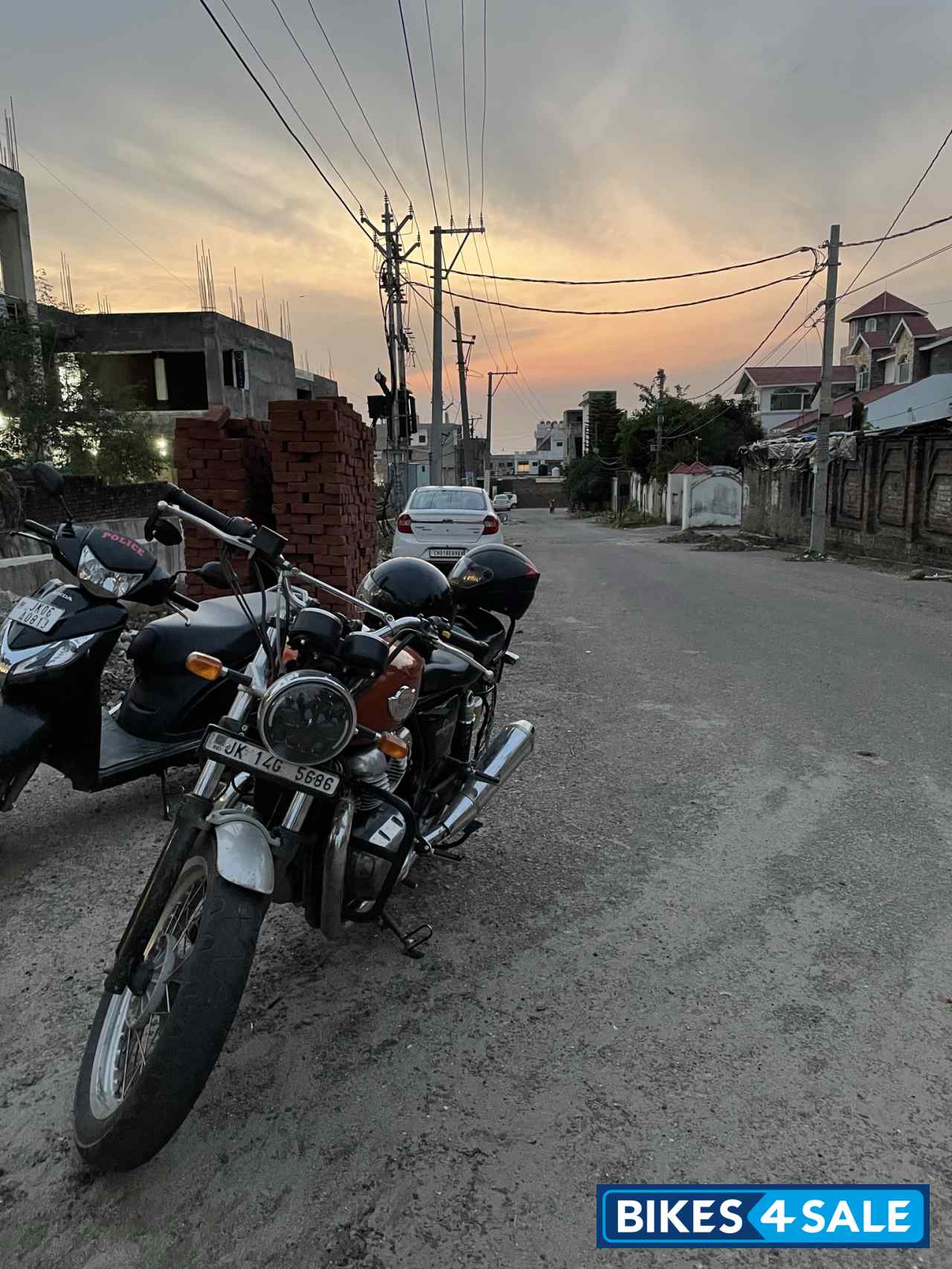 Orange Crush Royal Enfield Interceptor 650 Twin
