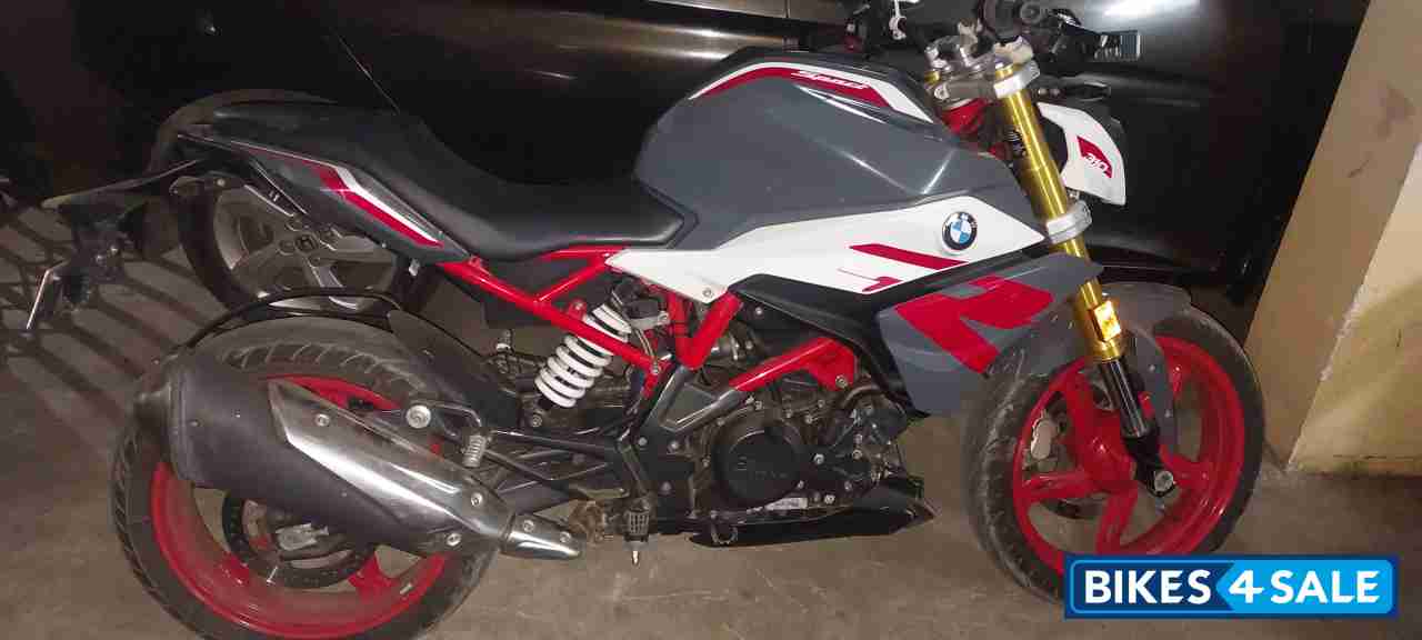 BMW G 310 R