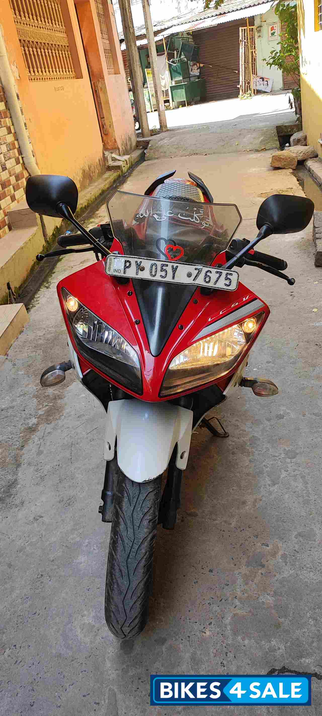 Red Nd White Yamaha YZF R15 S