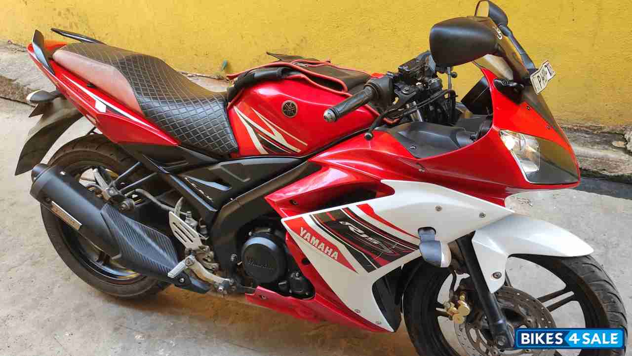 Red Nd White Yamaha YZF R15 S