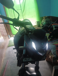 Stealth Black Hero Xtreme 160R Stealth Edition