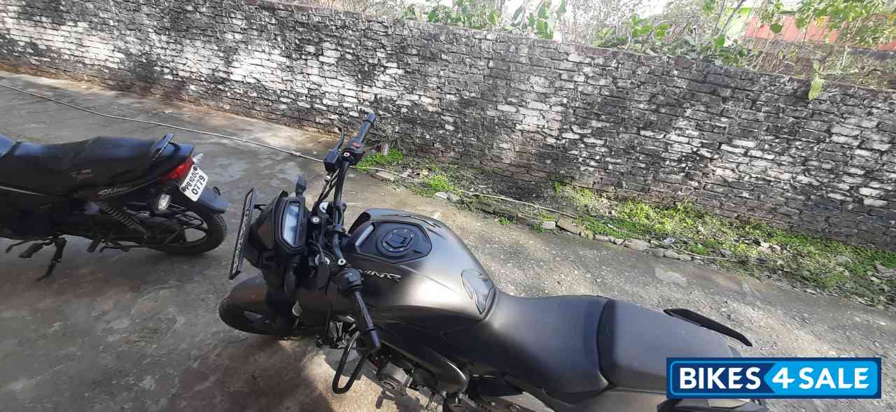 Bajaj Dominar 250
